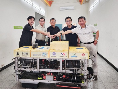 創新AI領航海洋　中山大學研發水下無人機
